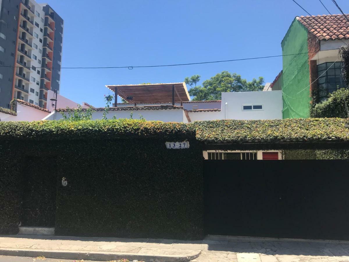 Casa 10 Guest House Guatemala-Stadt Exterior foto